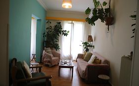 Family-Friendly Apartment & Roof Garden @ Koukaki